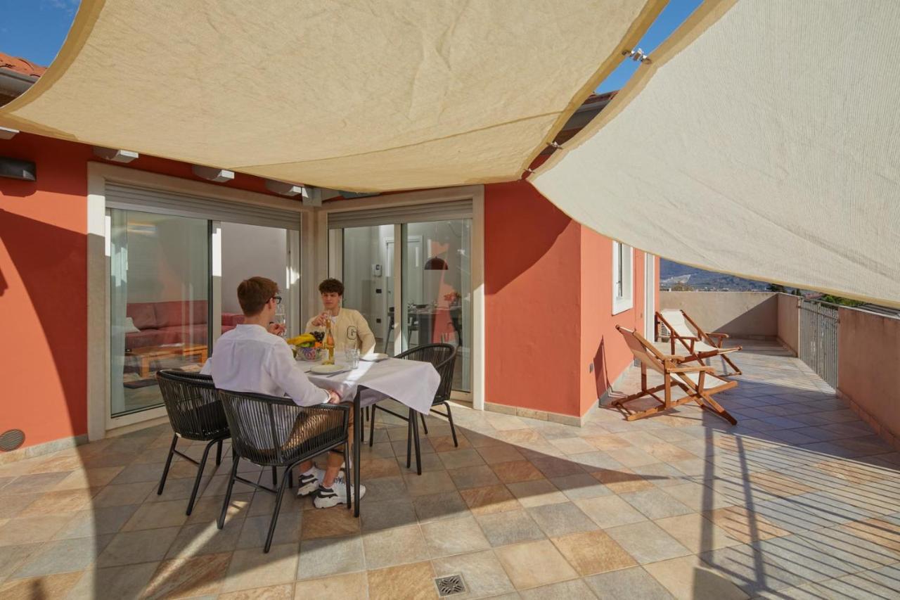 Appartement Residenza Ai Ferrari à Riva del Garda Extérieur photo